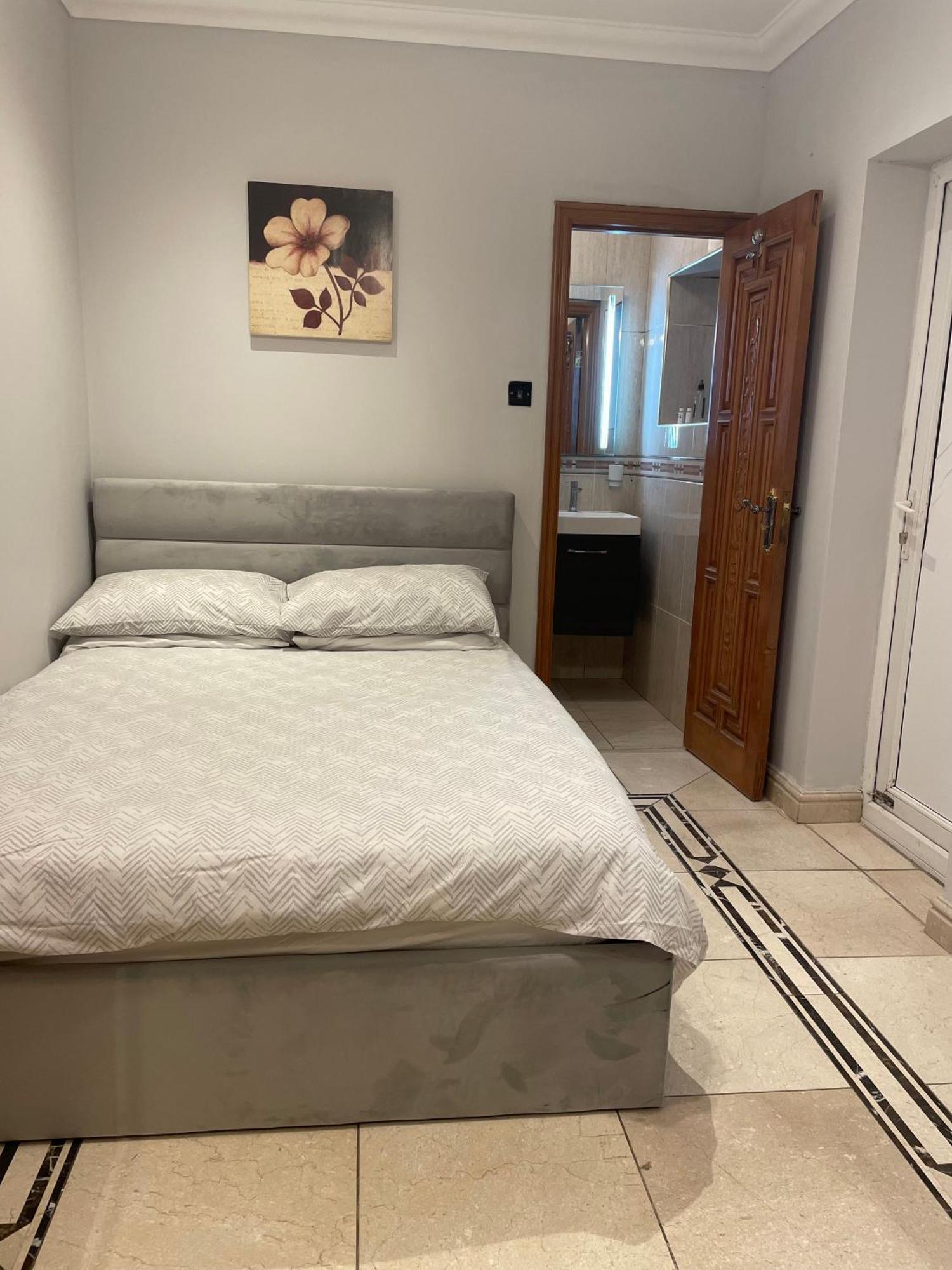 North London Studio Apartment 外观 照片