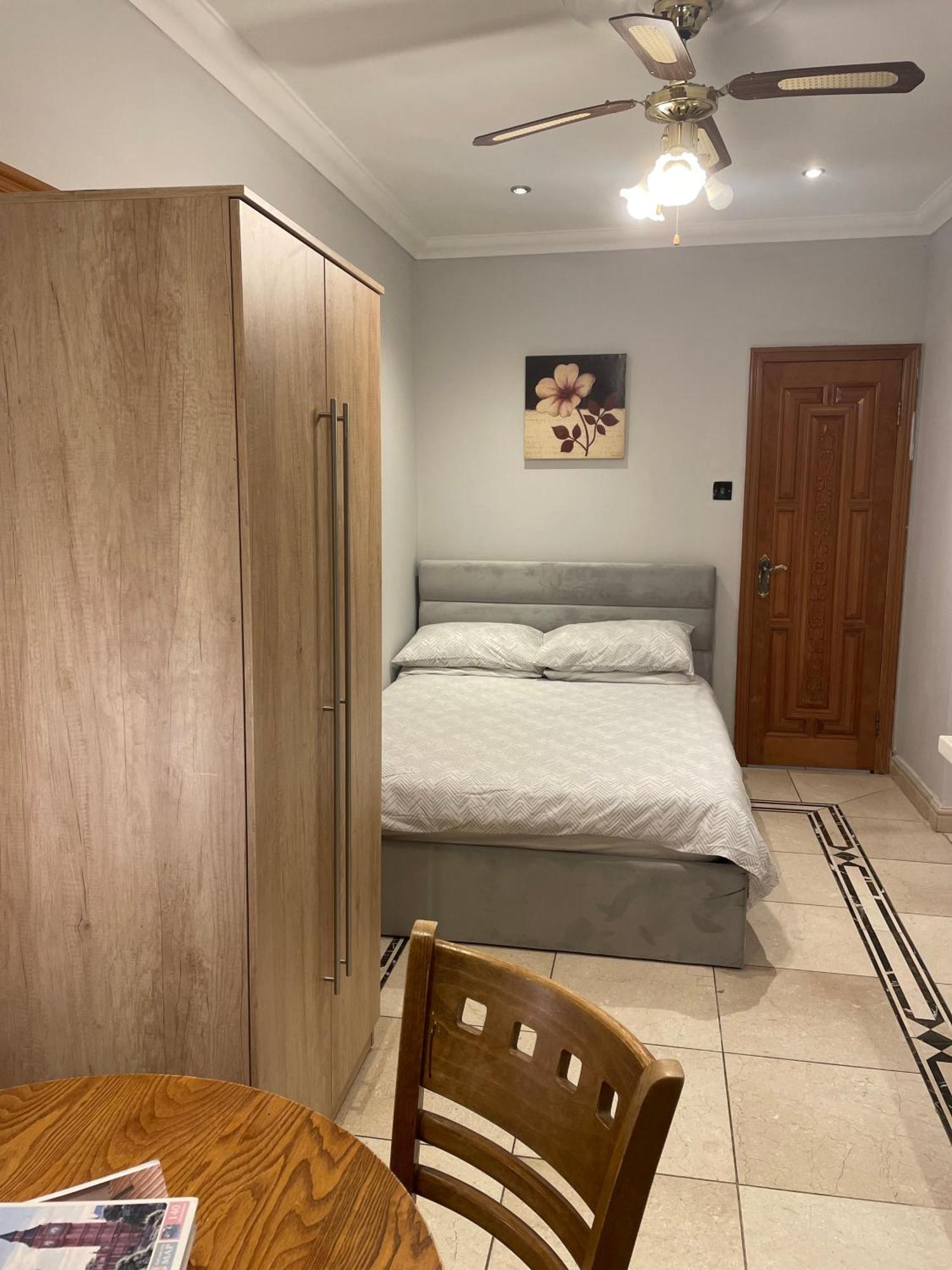 North London Studio Apartment 外观 照片